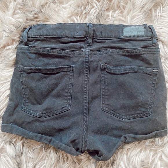 BLACK DENIM SHORTS - Picture 2 of 4